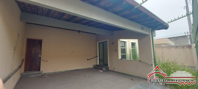 Imagem Casa com 3 Quartos à Venda, 145 m² em Centro - Jacareí