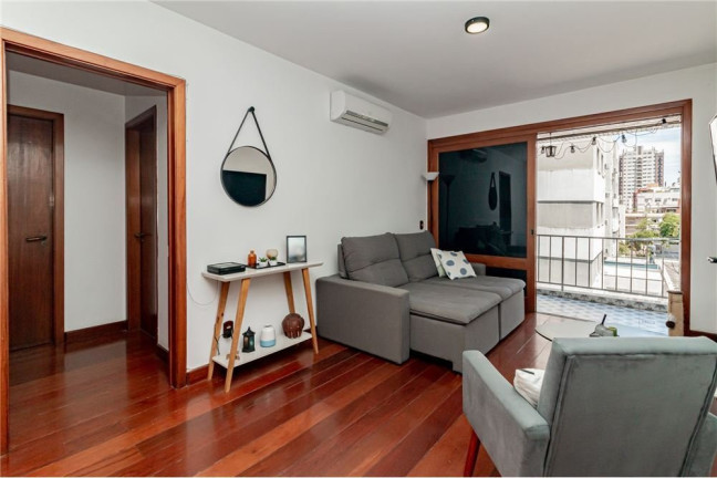 Imagem Apartamento com 2 Quartos à Venda, 117 m² em Moinhos De Vento - Porto Alegre Imagem Apartamento com 2 Quartos à Venda, 117 m² em Moinhos De Vento - Porto Alegre