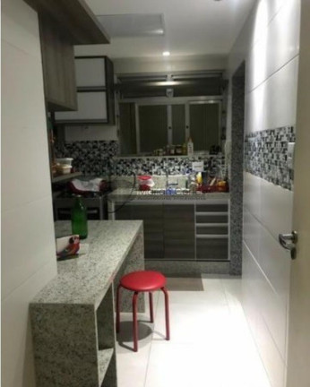 Imagem Imóvel com 2 Quartos à Venda, em Icaraí - Niterói Imagem Imóvel com 2 Quartos à Venda, em Icaraí - Niterói