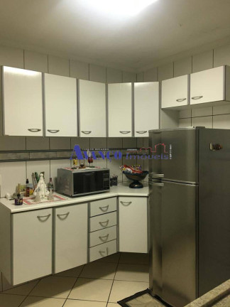 Imagem Casa com 4 Quartos à Venda, 250 m² em Cidade Luiza - Jundiaí Imagem Casa com 4 Quartos à Venda, 250 m² em Cidade Luiza - Jundiaí