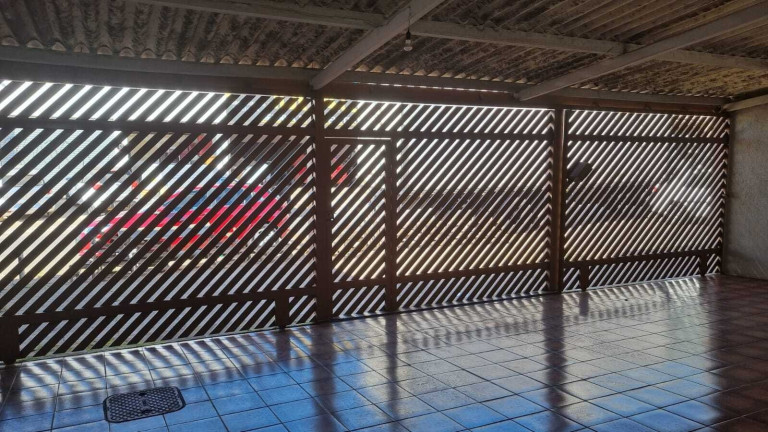 Imagem Casa com 3 Quartos à Venda, 150 m² em Taguatinga Norte (taguatinga) - Brasília Imagem Casa com 3 Quartos à Venda, 150 m² em Taguatinga Norte (taguatinga) - Brasília