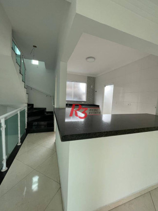 Casa com 4 Quartos à Venda, 200 m² em Embaré - Santos