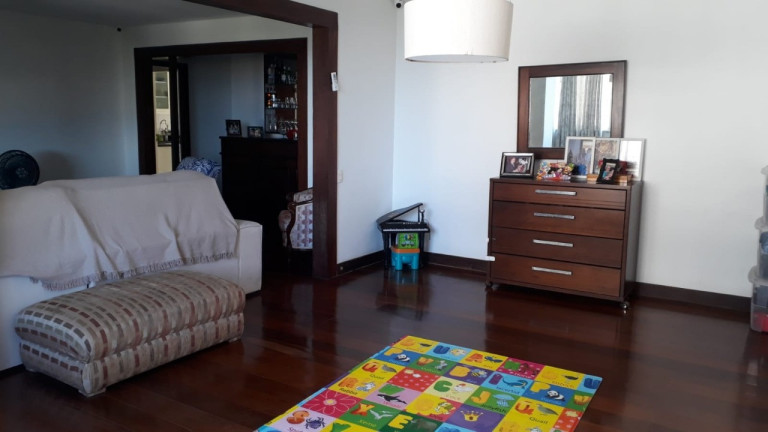 Imagem Apartamento com 4 Quartos à Venda, 166 m² em Copacabana - Rio De Janeiro Imagem Apartamento com 4 Quartos à Venda, 166 m² em Copacabana - Rio De Janeiro