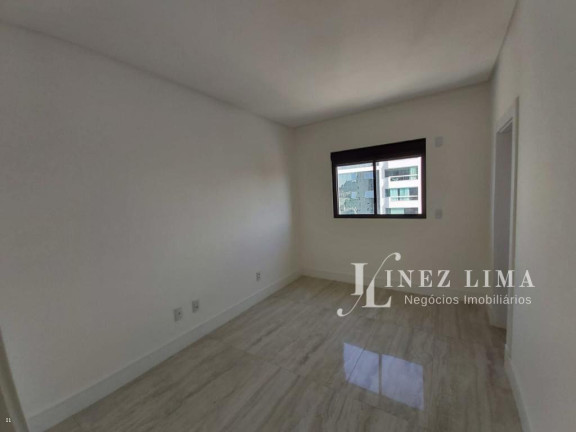 Imagem Apartamento com 3 Quartos à Venda, 127 m² em Meia Praia - Itapema Imagem Apartamento com 3 Quartos à Venda, 127 m² em Meia Praia - Itapema