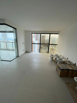 Imagem Apartamento com 3 Quartos à Venda, 130 m² em Meia Praia - Itapema
