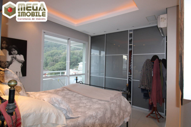 Imagem Apartamento com 2 Quartos à Venda, 70 m² em Itacorubi - Florianópolis