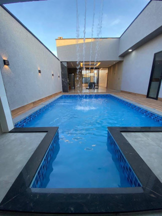Imagem Casa com 3 Quartos à Venda, 185 m² em Setor Três Marias - Goiânia Imagem Casa com 3 Quartos à Venda, 185 m² em Setor Três Marias - Goiânia