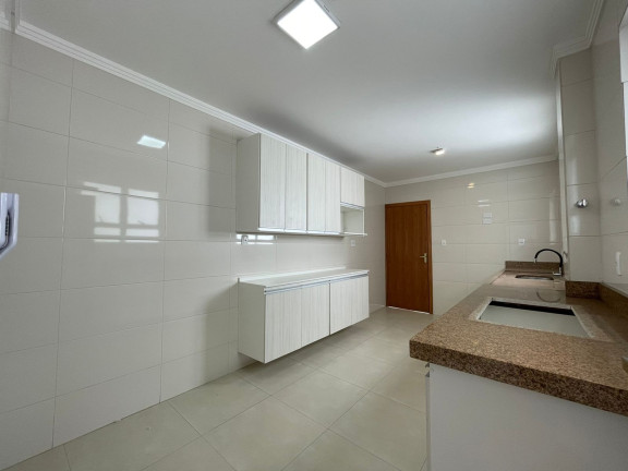 Imagem Apartamento com 4 Quartos para Alugar, 300 m² em Boqueirão - Santos