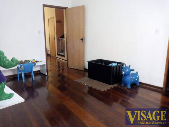 Imagem Sobrado com 4 Quartos à Venda,  em Centro - Jacareí