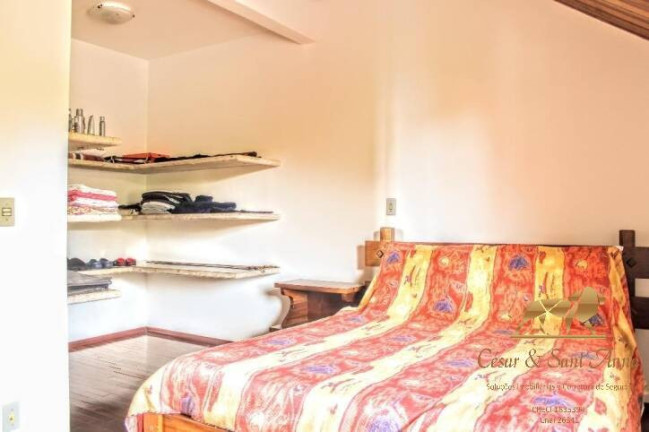 Imagem Casa com 4 Quartos à Venda, 180 m² em Alto Capivari - Campos Do Jordão