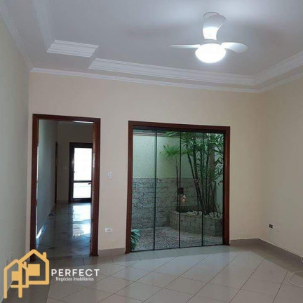 Imagem Casa com 4 Quartos para Alugar, 200 m² em Independência - Taubaté