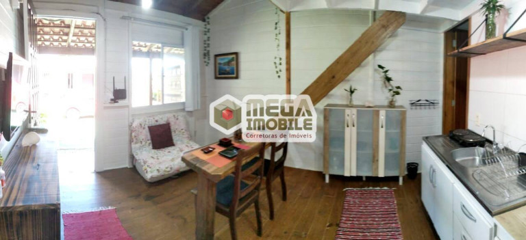 Imagem Casa com 1 Quarto para Alugar, 25 m² em Rio Vermelho - Florianópolis Imagem Casa com 1 Quarto para Alugar, 25 m² em Rio Vermelho - Florianópolis