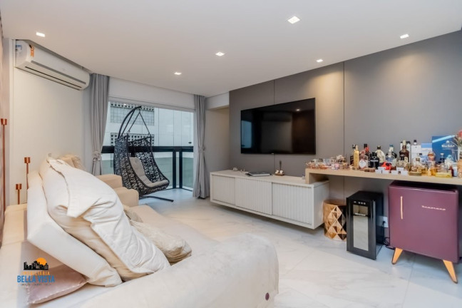 Imagem Apartamento com 2 Quartos à Venda, em Vila Nova Conceição - São Paulo Imagem Apartamento com 2 Quartos à Venda, em Vila Nova Conceição - São Paulo