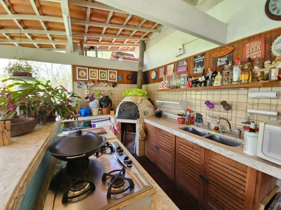Imagem Casa com 4 Quartos à Venda, 1.296 m² em Albuquerque - Teresópolis Imagem Casa com 4 Quartos à Venda, 1.296 m² em Albuquerque - Teresópolis