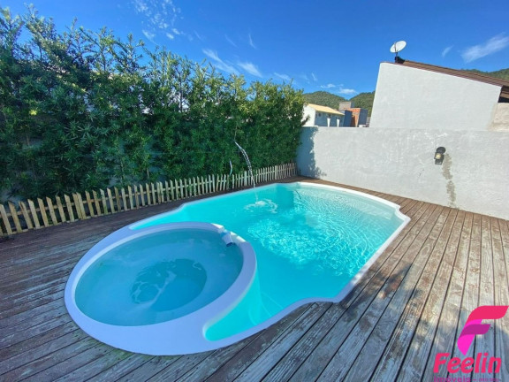 Imagem Casa com 3 Quartos à Venda, 128 m² em Ribeirão Da Ilha - Florianópolis Imagem Casa com 3 Quartos à Venda, 128 m² em Ribeirão Da Ilha - Florianópolis