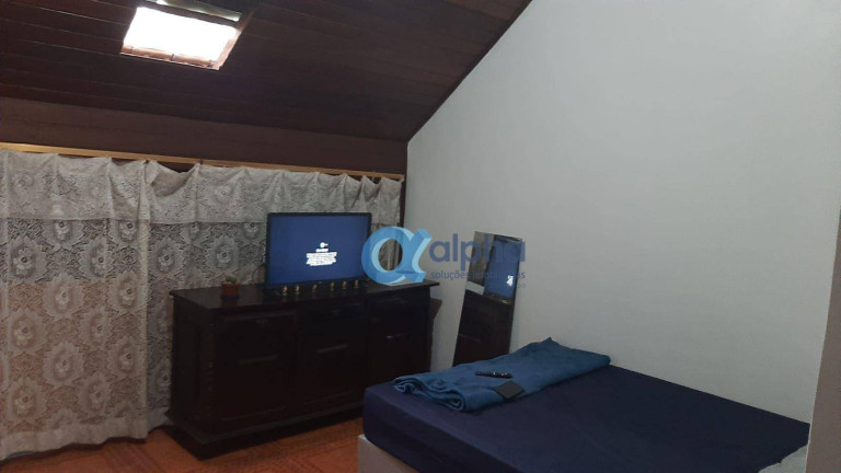 Imagem Casa com 8 Quartos à Venda, 280 m² em Centro - Petrópolis Imagem Casa com 8 Quartos à Venda, 280 m² em Centro - Petrópolis