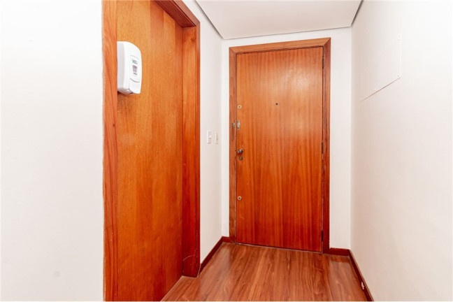 Imagem Imóvel com 3 Quartos à Venda,  em Petrópolis - Porto Alegre