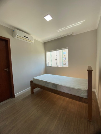 Imagem Casa com 3 Quartos à Venda, 200 m² em Colina De Laranjeiras - Serra Imagem Casa com 3 Quartos à Venda, 200 m² em Colina De Laranjeiras - Serra
