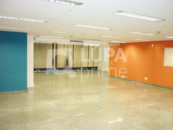 Imagem Imóvel Comercial para Alugar, 10.800 m² em Bela Vista - São Paulo