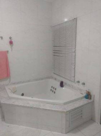 Imagem Casa com 4 Quartos à Venda, 300 m² em Alphaville - Santana De Parnaíba Imagem Casa com 4 Quartos à Venda, 300 m² em Alphaville - Santana De Parnaíba