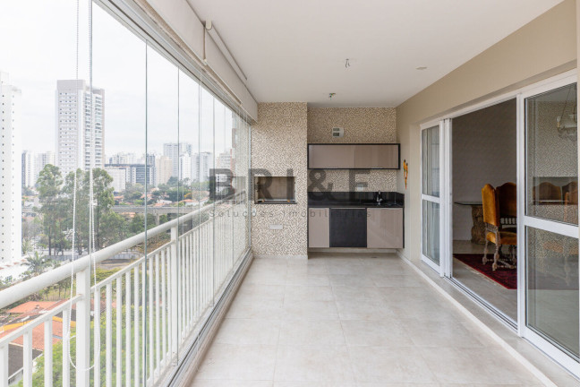Apartamento com 3 Quartos à Venda, 175 m² em Vila Cordeiro - São Paulo