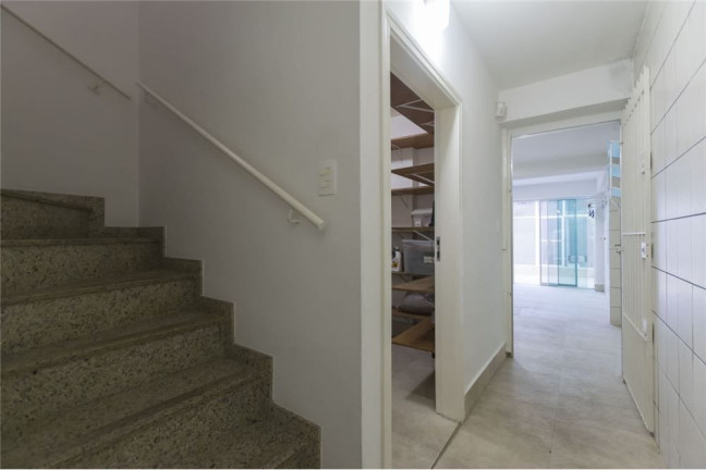 Imagem Casa com 3 Quartos à Venda, 270 m² em Cambuci - São Paulo Imagem Casa com 3 Quartos à Venda, 270 m² em Cambuci - São Paulo