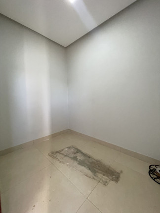 Imagem Casa com 3 Quartos à Venda, em Setor Sul - Goianésia Imagem Casa com 3 Quartos à Venda, em Setor Sul - Goianésia