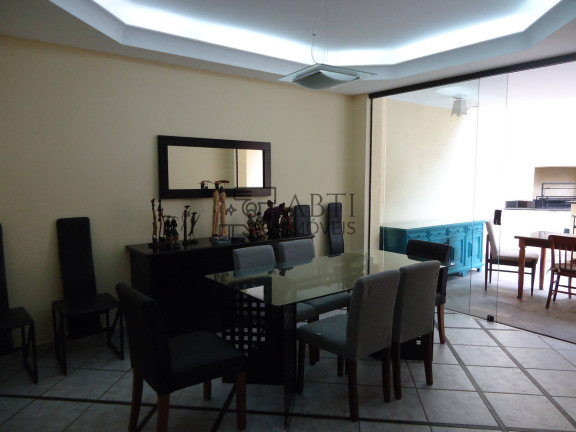Imagem Casa com 3 Quartos à Venda, 390 m² em Aclimação - São Paulo