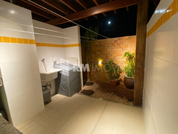 Imagem Casa de Condomínio com 4 Quartos à Venda, 180 m² em Buraquinho - Lauro De Freitas Imagem Casa de Condomínio com 4 Quartos à Venda, 180 m² em Buraquinho - Lauro De Freitas