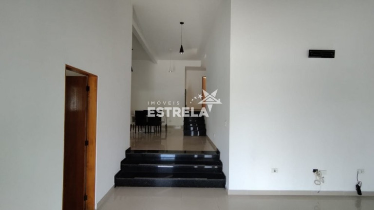 Imagem Casa com 6 Quartos à Venda, 285 m² em Chácara Remanso - Vargem Grande Paulista