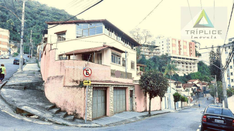 Imagem Casa com 5 Quartos à Venda, 250 m² em Santa Helena - Juiz De Fora