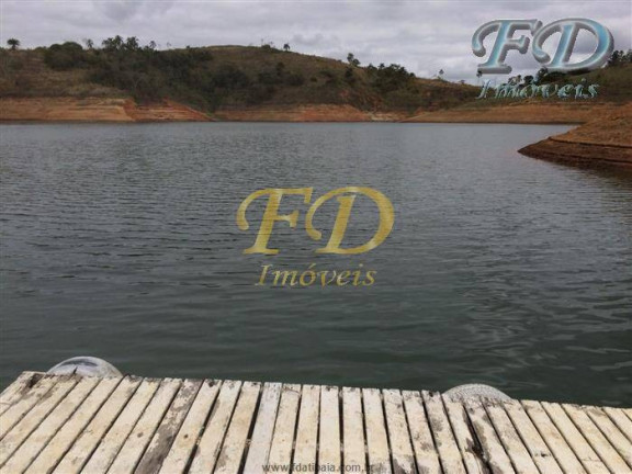 Imagem Chácara com 3 Quartos à Venda, 5.250 m² em águas De Igaratá - Igaratá