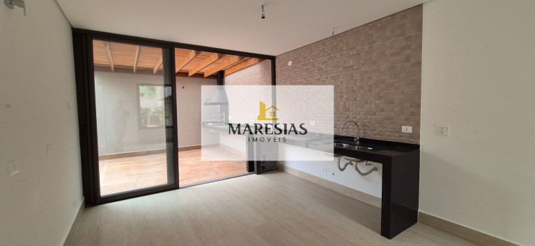 Imagem Casa com 4 Quartos à Venda, 260 m² em Juquehy - São Sebastião Imagem Casa com 4 Quartos à Venda, 260 m² em Juquehy - São Sebastião