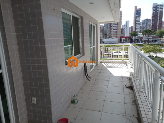 Apartamento com 2 Quartos à Venda,  em Meireles - Fortaleza