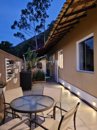 Casa com 2 Quartos à Venda, 75 m² em Araras - Teresópolis