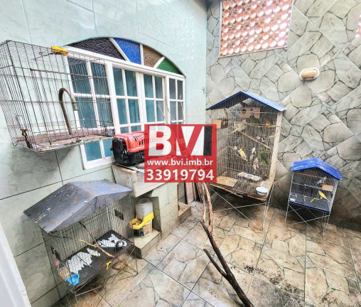 Imagem Casa com 4 Quartos à Venda, 320 m² em Cordovil - Rio De Janeiro Imagem Casa com 4 Quartos à Venda, 320 m² em Cordovil - Rio De Janeiro