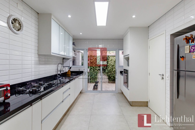 Imagem Casa com 3 Quartos à Venda, 230 m² em Moema - São Paulo