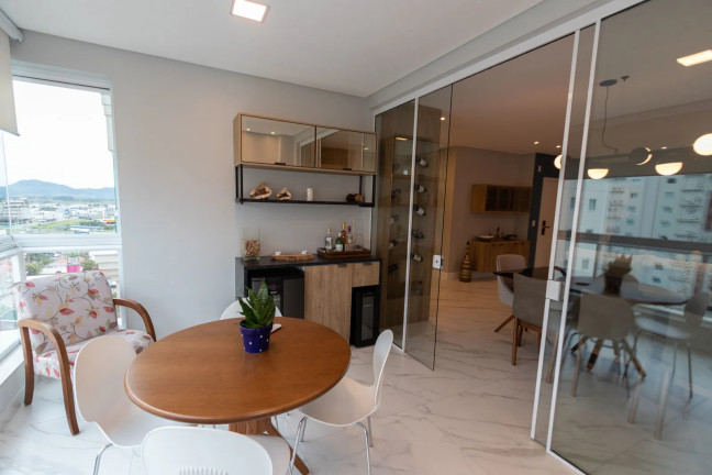 Imagem Apartamento com 3 Quartos à Venda, 126 m² em Meia Praia - Itapema