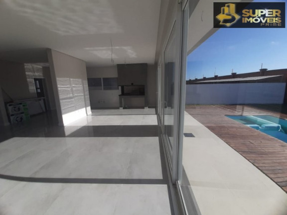 Imagem Casa com 3 Quartos à Venda, 400 m² em Laranjal - Pelotas Imagem Casa com 3 Quartos à Venda, 400 m² em Laranjal - Pelotas