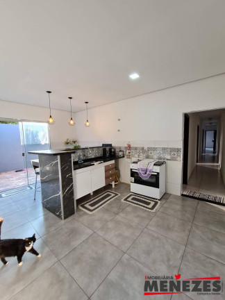Imagem Casa com 3 Quartos à Venda, 319 m² em Jardim Ariana - Leme