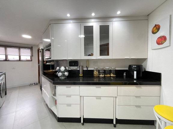 Imagem Apartamento com 3 Quartos à Venda, 177 m² em Pitangueiras - Guarujá Imagem Apartamento com 3 Quartos à Venda, 177 m² em Pitangueiras - Guarujá