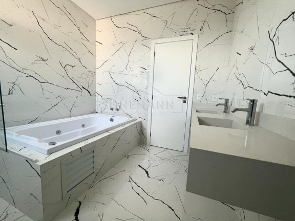 Imagem Casa de Condomínio com 4 Quartos à Venda, 360 m² em Córrego Grande - Florianópolis Imagem Casa de Condomínio com 4 Quartos à Venda, 360 m² em Córrego Grande - Florianópolis