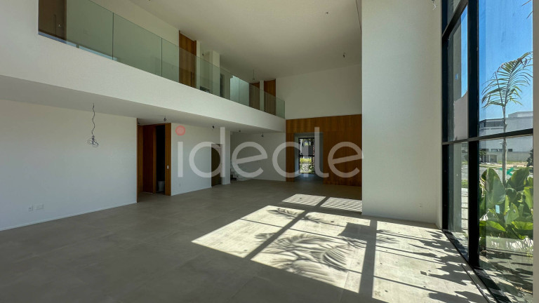 Imagem Casa de Condomínio com 5 Quartos à Venda, em Barra Da Tijuca - Rio De Janeiro Imagem Casa de Condomínio com 5 Quartos à Venda, em Barra Da Tijuca - Rio De Janeiro