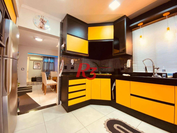 Imagem Casa com 3 Quartos à Venda, 140 m² em Gonzaga - Santos