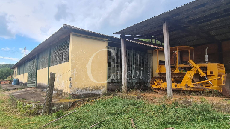 Fazenda à Venda, 63 m² em Centro - Itapira
