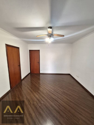 Imagem Casa com 3 Quartos para Alugar, 360 m² em Alphaville - Santana De Parnaíba Imagem Casa com 3 Quartos para Alugar, 360 m² em Alphaville - Santana De Parnaíba