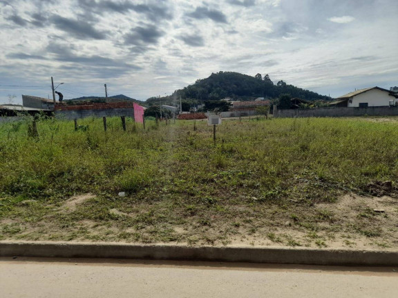 Terreno à Venda, 300 m² em Barra Velha