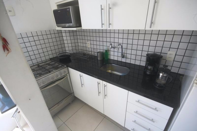 Imagem Apartamento com 2 Quartos para Temporada, 65 m² em Copacabana - Rio De Janeiro
