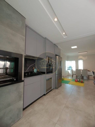 Imagem Casa com 3 Quartos à Venda, 230 m² em Balneário Eliana - Guaratuba