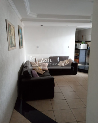 Imagem Casa com 4 Quartos à Venda, 275 m² em Loteamento Jardim Helena - São José Dos Campos